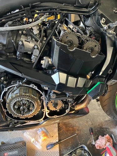 Groot onderhoud Kawasaki Z750R 2014