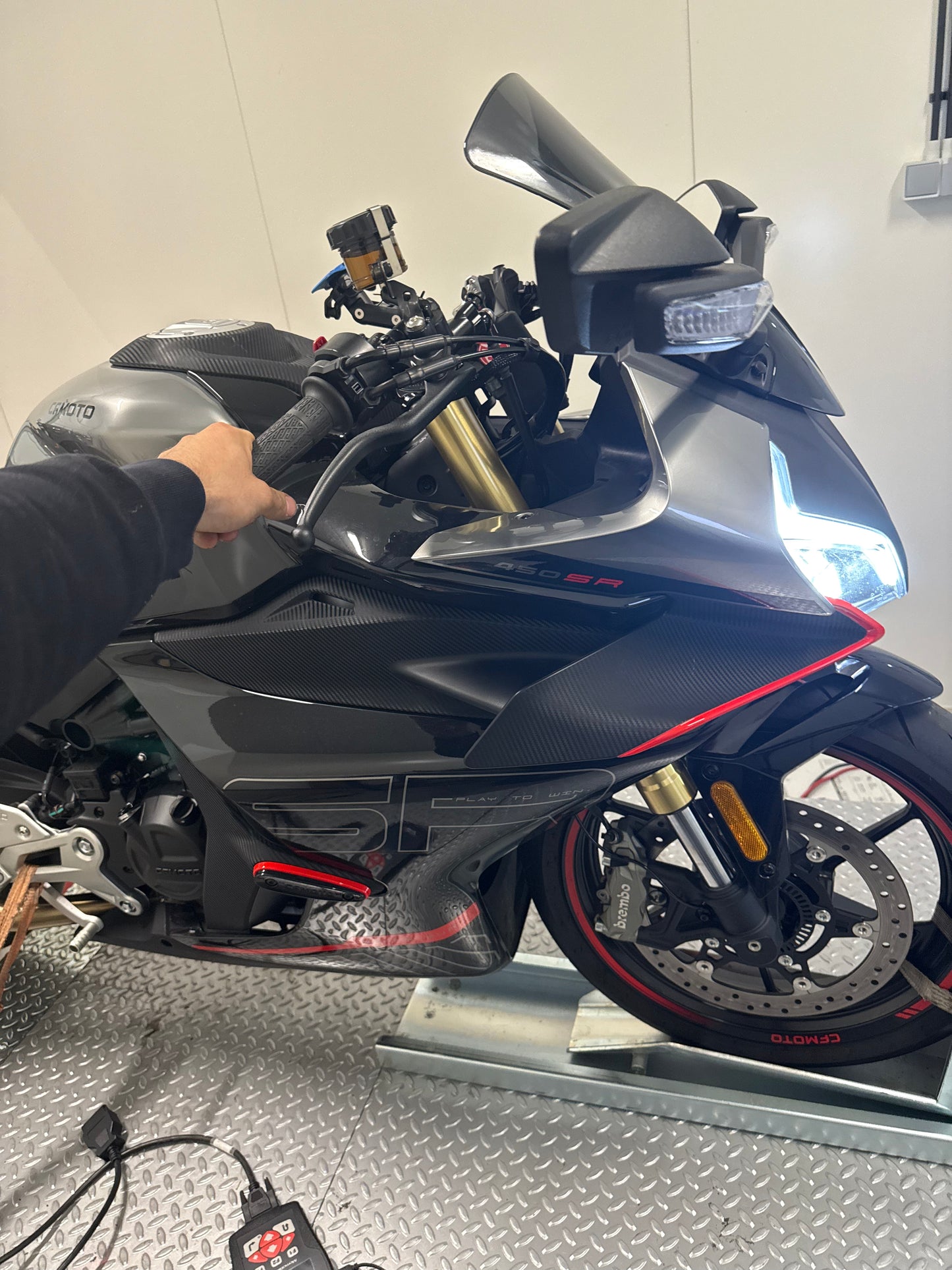 CF MOTO 450SR